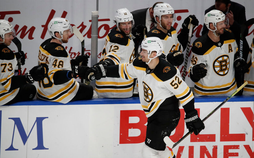 Sabres Bruins
